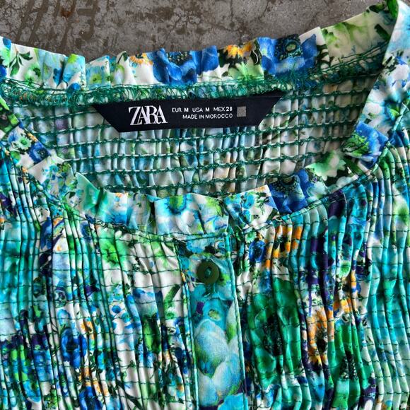 Zara Smocked Floral Peplum Top Button Front Sleeveless Blouse Size M - Picture 2 of 10